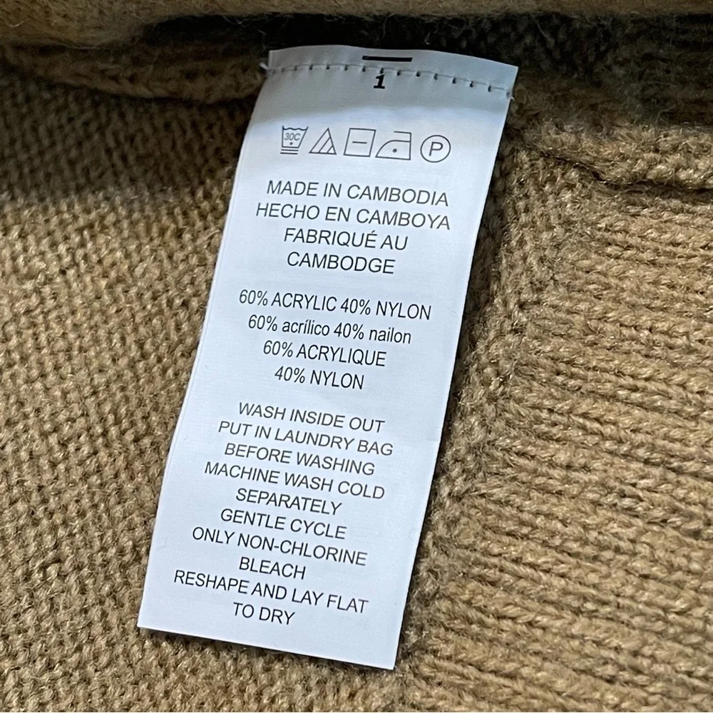 Michael Kors embrace elegance